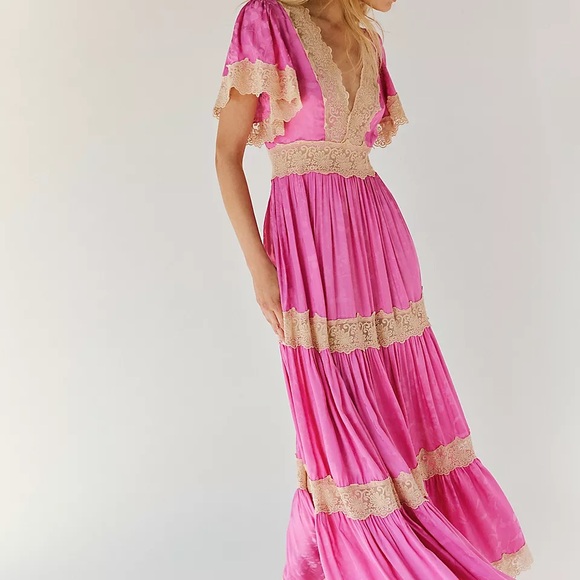 UFTS 2 ocean gowns one used one brand new need size change - Picture 3 of 4